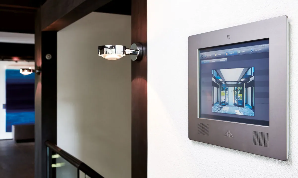 Qualität - Türsprechstation mit Smart-Home Panel &middot; Palzer GmbH Elektroinstallation